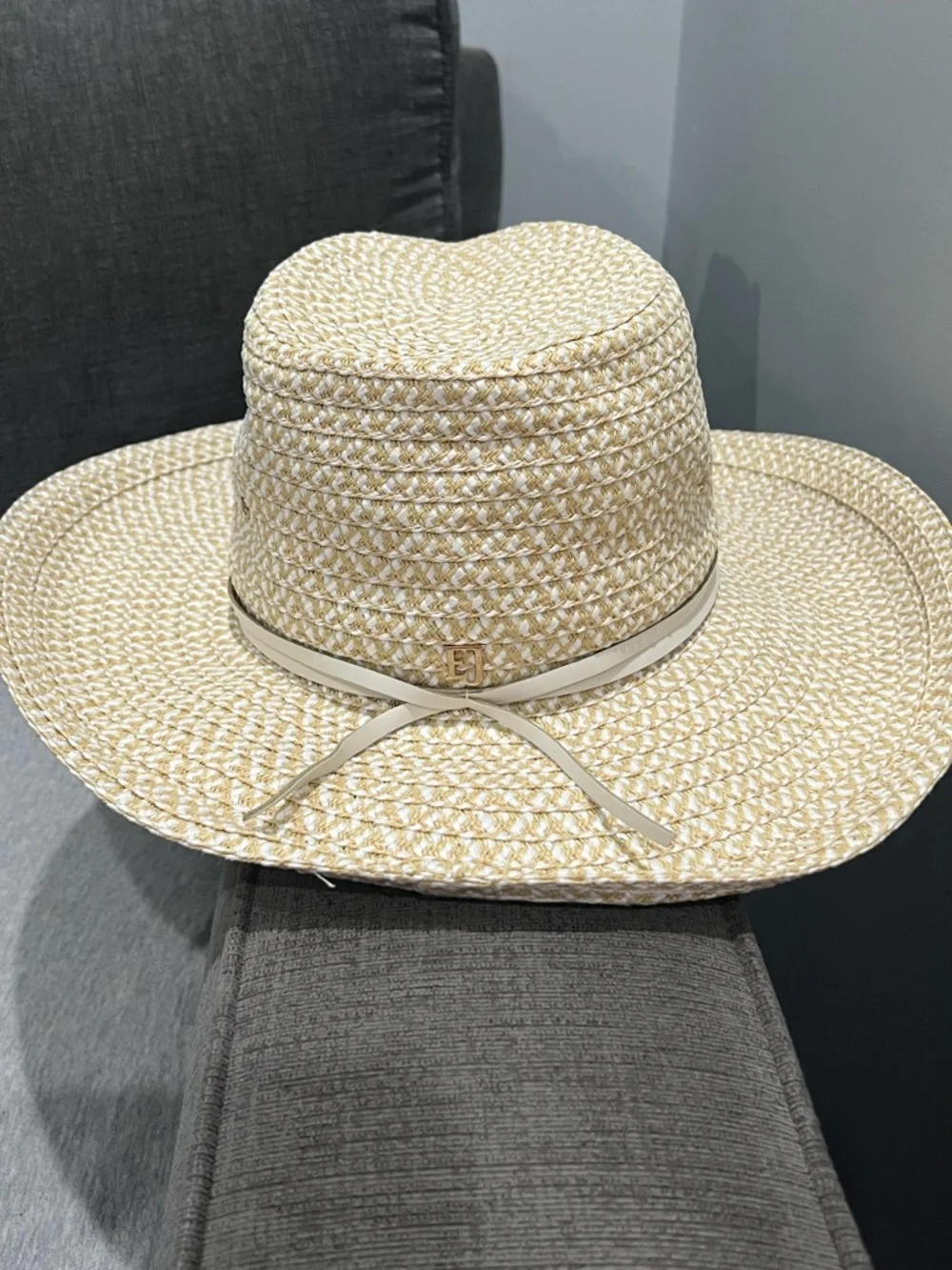 Eric Javits Western Straw Hat - Picture 4 of 10
